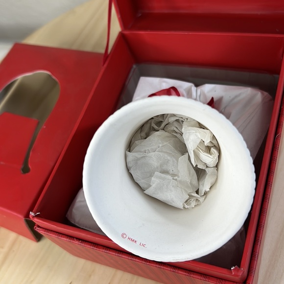 2007 Hallmark Keepsake Ornament Porcelain Bell Christmas Wreath in Box - Picture 5 of 6